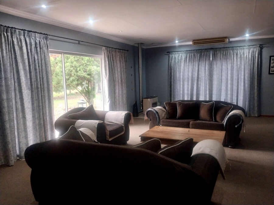 8 Bedroom Property for Sale in Roodewal Free State